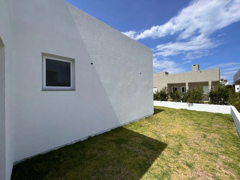 EXCELENTE CASA EM CONDOMÍNIO FECHADO EM CAPÃO DA CANOA: 28ª foto da galeria de imagens do imóvel