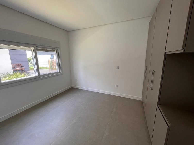 EXCELENTE CASA EM CONDOMÍNIO FECHADO EM CAPÃO DA CANOA: 24ª foto da galeria de imagens do imóvel