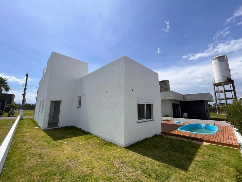 EXCELENTE CASA EM CONDOMÍNIO FECHADO EM CAPÃO DA CANOA: 29ª foto da galeria de imagens do imóvel