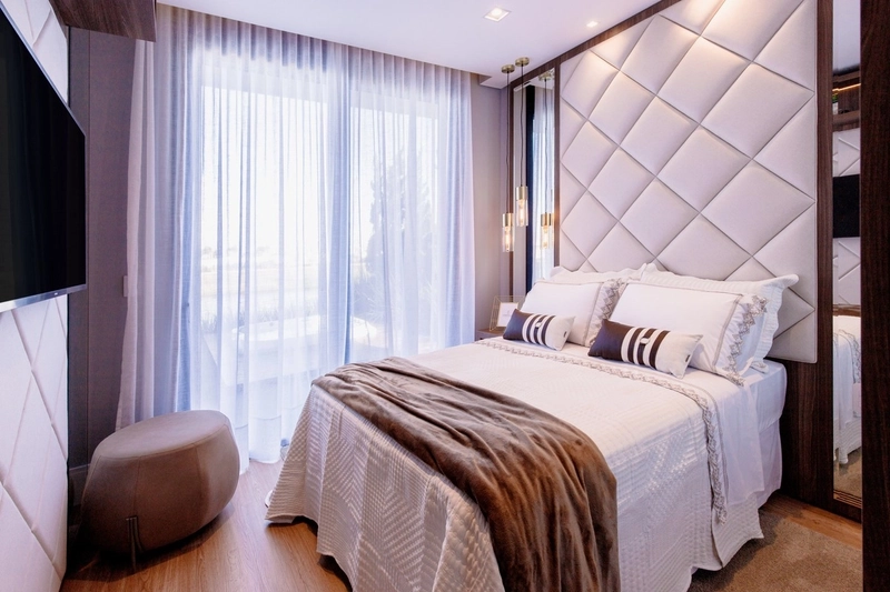 BELISSIMA MANSÃO NEOCLÁSSICA BEIRA LAGO NO CONDOMINIO SENSE: 14ª foto da galeria de imagens do imóvel