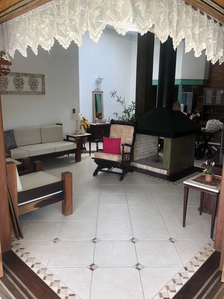 Belíssima casa de esquina em Xangri-lá, bairro Atlântida: 15ª foto da galeria de imagens do imóvel