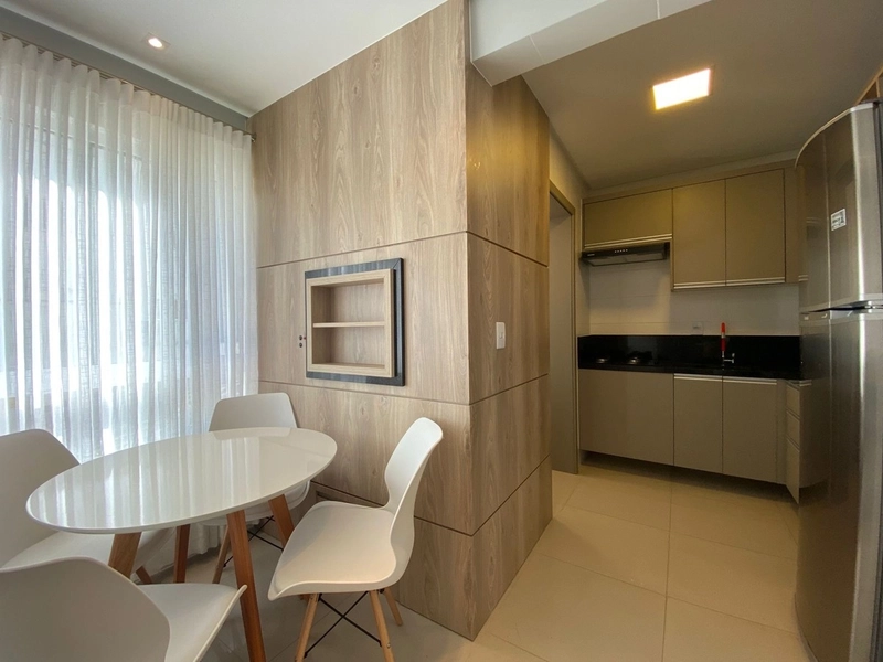 LINDO APARTAMENTO MOBILIADO E DECORADO: 4ª foto da galeria de imagens do imóvel