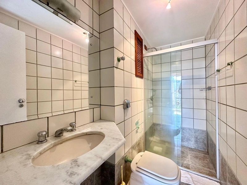 BELISSÍMO APARTAMENTO DE FRENTE PARA PRAÇA E COM VISTA PARA O  MAR: 12ª foto da galeria de imagens do imóvel