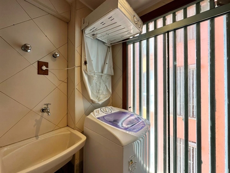 BELISSÍMO APARTAMENTO DE FRENTE PARA PRAÇA E COM VISTA PARA O  MAR: 7ª foto da galeria de imagens do imóvel