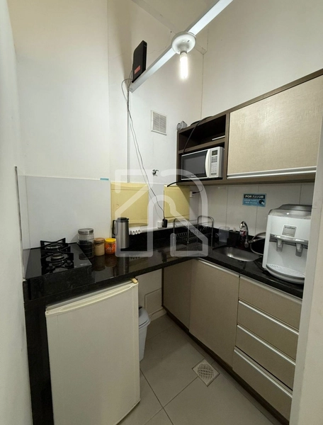 Escritório Mobiliado para Locação – Camboriú, divisa com Balneário Cam: 8ª foto da galeria de imagens do imóvel