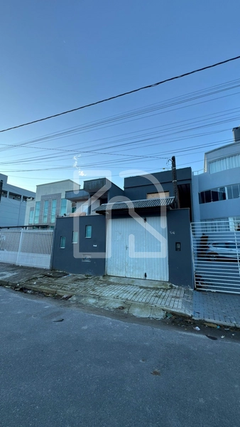 ALUGA-SE CASA CENTRO CAMBORIU: 5ª foto da galeria de imagens do imóvel