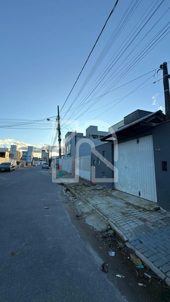 ALUGA-SE CASA CENTRO CAMBORIU: 4ª foto da galeria de imagens do imóvel