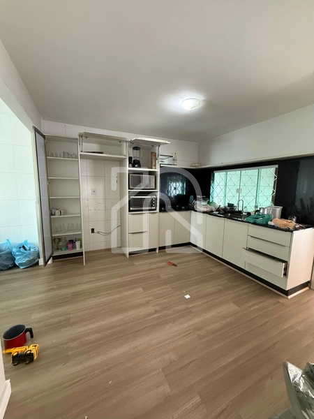 CASA MARAVILHOSA EM CAMBORIU SOZINHA NO TERRENO: 23ª foto da galeria de imagens do imóvel