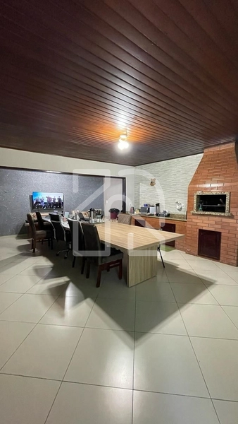 CASA PARA LOCAÇÃO ANUAL NO CENTRO DE CAMBORIÚ: 5ª foto da galeria de imagens do imóvel