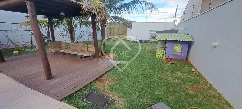 Linda Edícula à Venda em Terreno de 404,88 m²: 4ª foto da galeria de imagens do imóvel