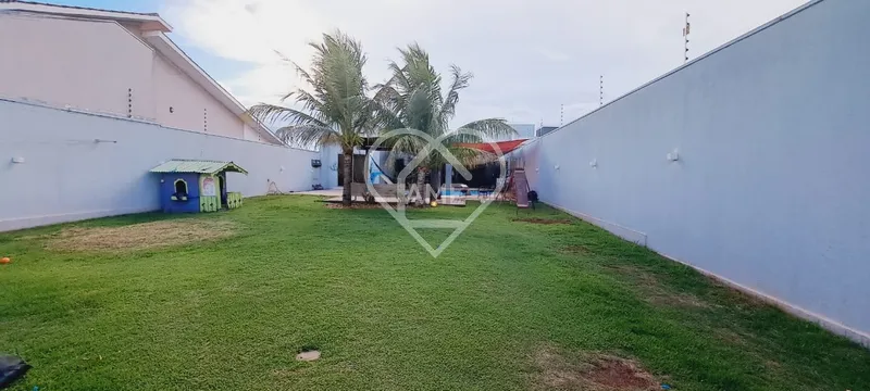 Linda Edícula à Venda em Terreno de 404,88 m²: 3ª foto da galeria de imagens do imóvel