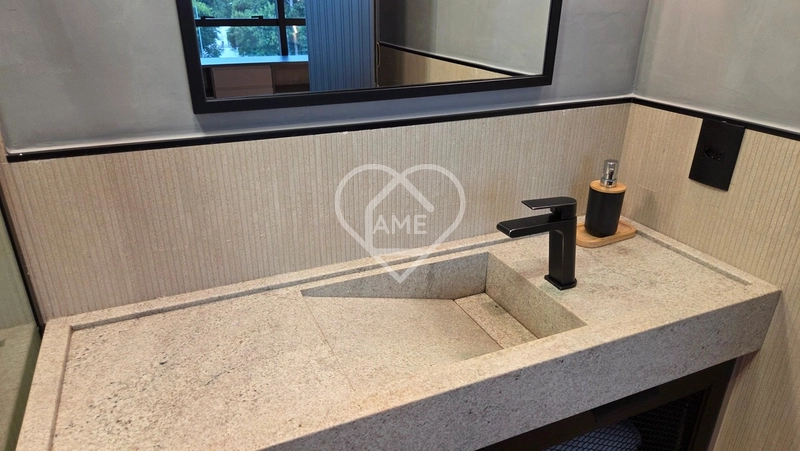 Sala Comercial de Alto Padrão à Venda no centro de Foz do Iguaçu/PR: 3ª foto da galeria de imagens do imóvel