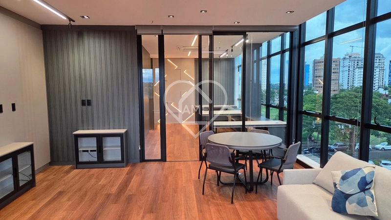 Sala Comercial de Alto Padrão à Venda no centro de Foz do Iguaçu/PR: 10ª foto da galeria de imagens do imóvel