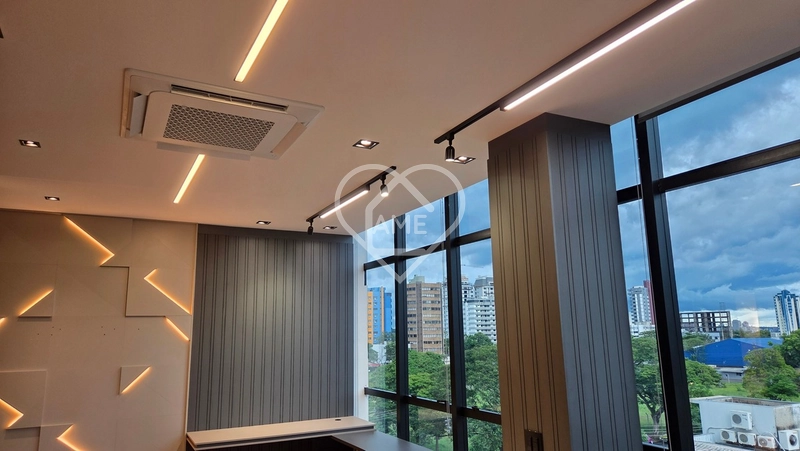 Sala Comercial de Alto Padrão à Venda no centro de Foz do Iguaçu/PR: 8ª foto da galeria de imagens do imóvel