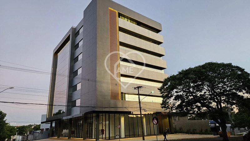 Sala Comercial de Alto Padrão à Venda no centro de Foz do Iguaçu/PR: 1ª foto da galeria de imagens do imóvel