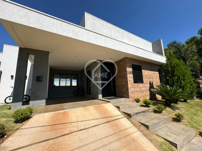 Casa à Venda no Condomínio Villa Conscientia