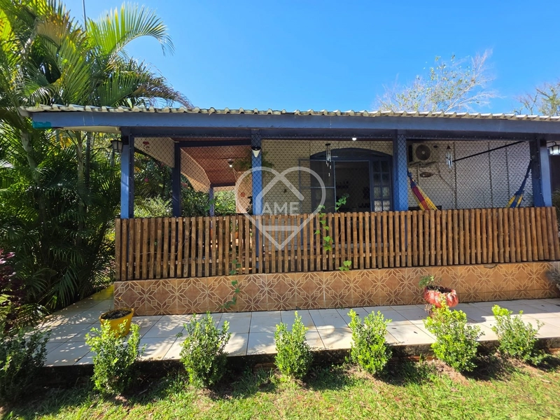 Casa charmosa em condomínio fechado com clima de chácara: 4ª foto da galeria de imagens do imóvel