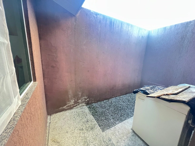 Casa à venda com piscina a poucos metros da praia!: 15ª foto da galeria de imagens do imóvel