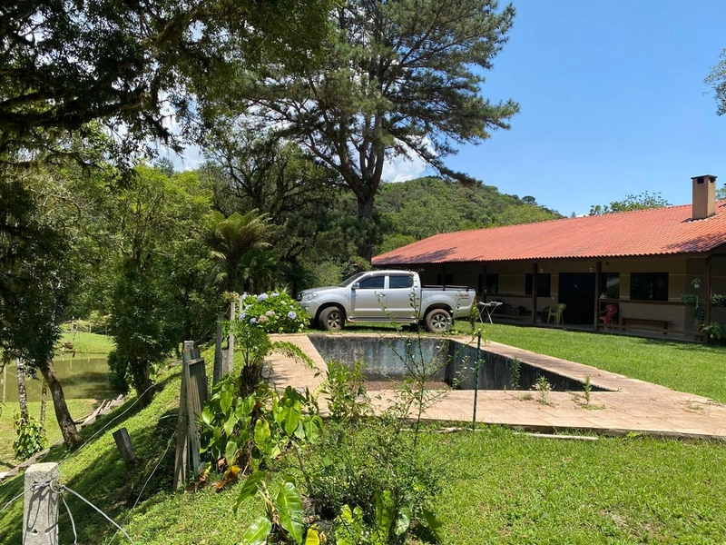 Belíssima Chácara à Venda em Três Córregos – Campo Largo/PR: 5ª foto da galeria de imagens do imóvel