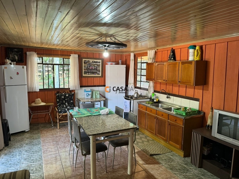 Chácara á venda! Chácara completa com tanques, casa e fácil acesso.: 7ª foto da galeria de imagens do imóvel