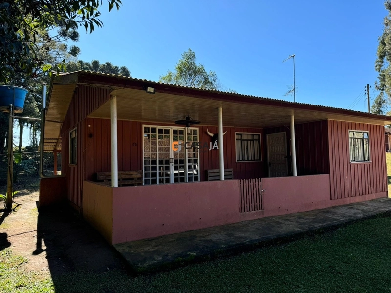 Chácara á venda! Chácara completa com tanques, casa e fácil acesso.: 4ª foto da galeria de imagens do imóvel