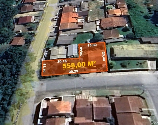 Casa com Amplo Terreno de esquina e Potencial Comercial Campo Largo!: 2ª foto da galeria de imagens do imóvel