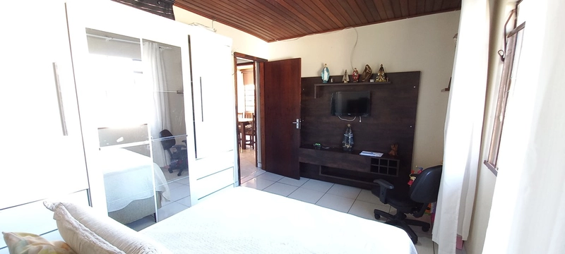 Casa com Amplo Terreno de esquina e Potencial Comercial Campo Largo!: 16ª foto da galeria de imagens do imóvel