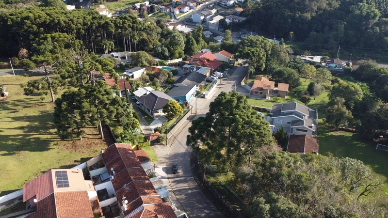 Casa com Amplo Terreno de esquina e Potencial Comercial Campo Largo!: 13ª foto da galeria de imagens do imóvel
