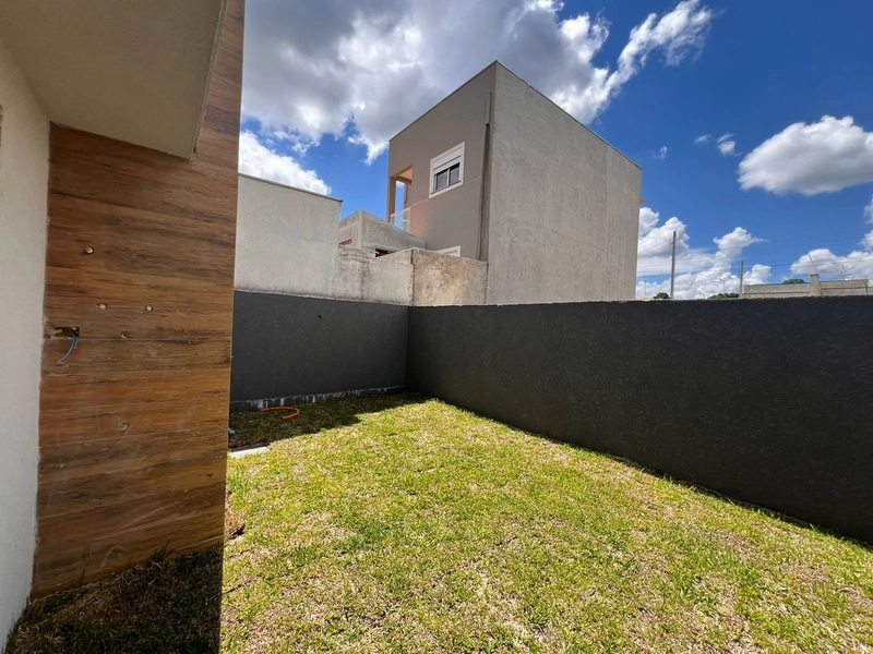 Sobrado Amplo com Suíte e Jardim – Conforto e Qualidade para sua Famíl: 18ª foto da galeria de imagens do imóvel