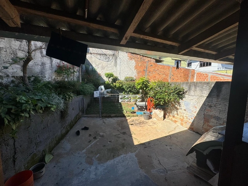 SOBRADO CENTRO DE CAMPO LARGO CONDOMÍNIO FECHADO: 21ª foto da galeria de imagens do imóvel