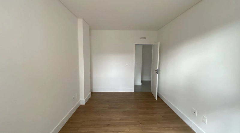 Apartamento 3 suítes 2 vagas - Centro: 6ª foto da galeria de imagens do imóvel