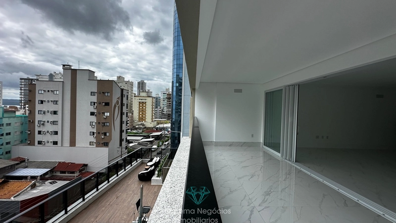 Apartamento diferenciado 4 suítes | 5 vagas: 4ª foto da galeria de imagens do imóvel