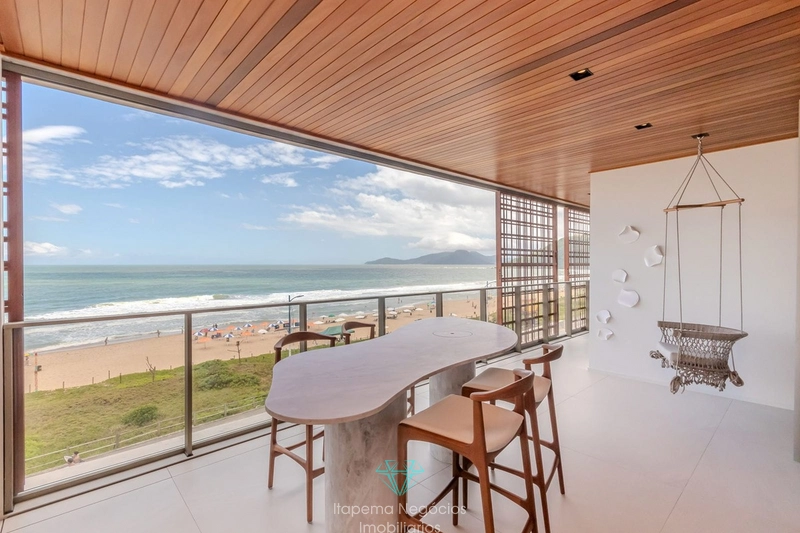 Toda a exclusividade da Praia Brava Frente Mar.: 1ª foto da galeria de imagens do imóvel