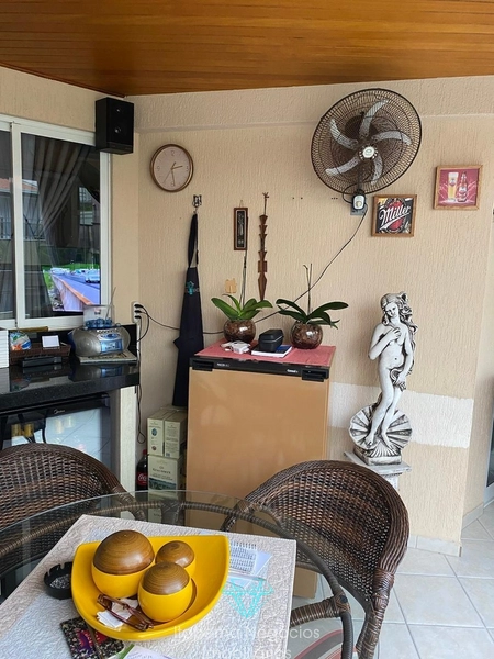 Apartamento 3 Dormitórios, sendo 1 suíte - Mobiliado - Quadra mar: 17ª foto da galeria de imagens do imóvel