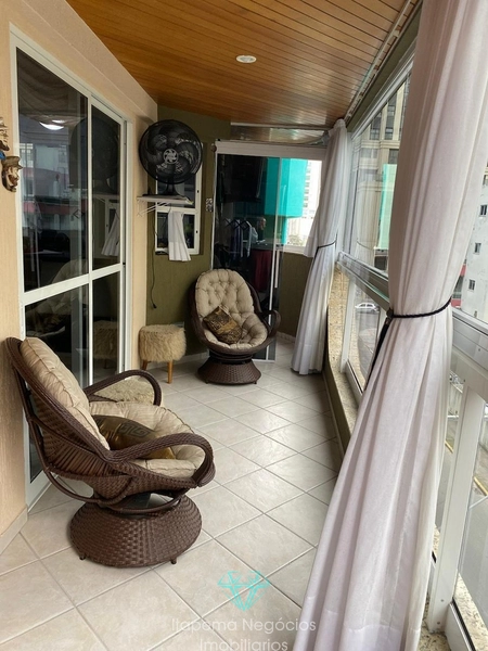 Apartamento 3 Dormitórios, sendo 1 suíte - Mobiliado - Quadra mar: 11ª foto da galeria de imagens do imóvel