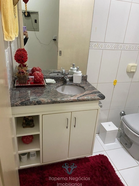 Apartamento 3 Dormitórios, sendo 1 suíte - Mobiliado - Quadra mar: 33ª foto da galeria de imagens do imóvel