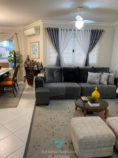 Apartamento 3 Dormitórios, sendo 1 suíte - Mobiliado - Quadra mar: 20ª foto da galeria de imagens do imóvel