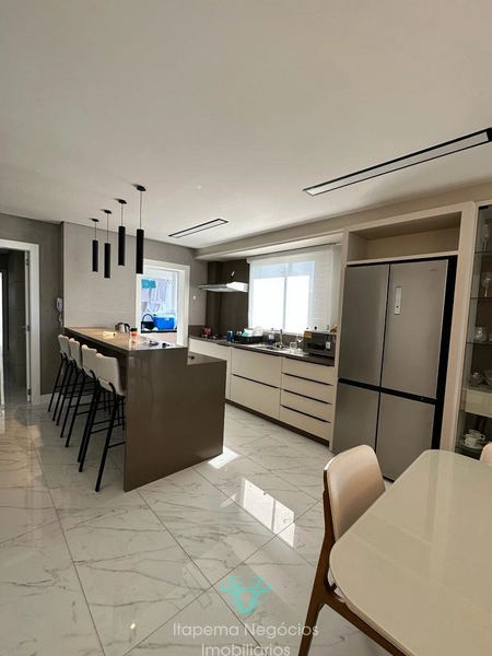Localizado na quadra do mar - Apartamento 3 suítes, 3 vagas, Itapema.: 6ª foto da galeria de imagens do imóvel