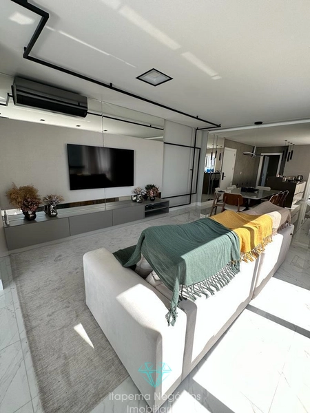 Localizado na quadra do mar - Apartamento 3 suítes, 3 vagas, Itapema.: 4ª foto da galeria de imagens do imóvel