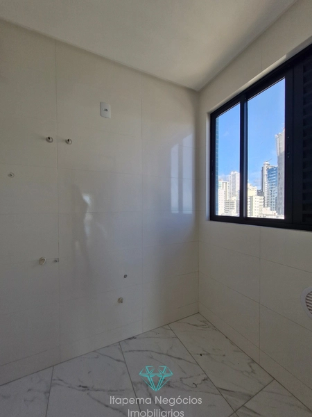 Localizado na quadra do mar - Apartamento 3 suítes, 3 vagas, Itapema.: 50ª foto da galeria de imagens do imóvel