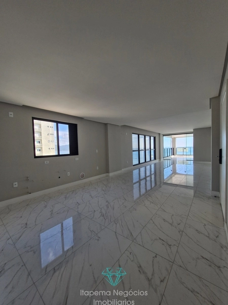 Localizado na quadra do mar - Apartamento 3 suítes, 3 vagas, Itapema.: 45ª foto da galeria de imagens do imóvel