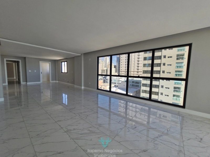 Localizado na quadra do mar - Apartamento 3 suítes, 3 vagas, Itapema.: 44ª foto da galeria de imagens do imóvel