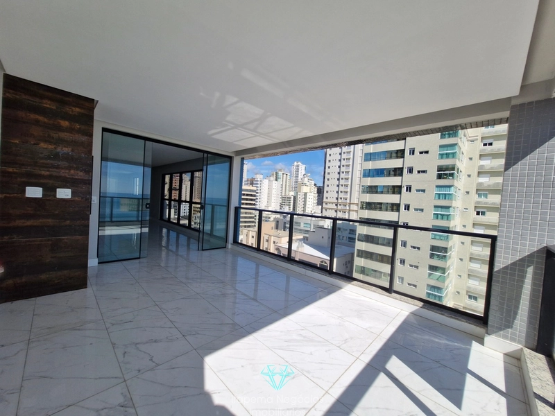 Localizado na quadra do mar - Apartamento 3 suítes, 3 vagas, Itapema.: 41ª foto da galeria de imagens do imóvel