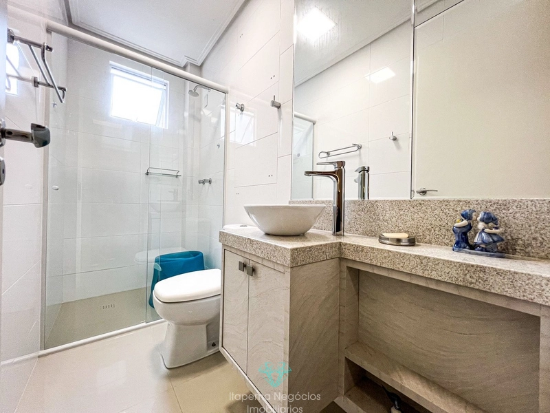Apartamento com 3 suítes 2 vagas - Quadra mar, mobiliado e decorado.: 20ª foto da galeria de imagens do imóvel