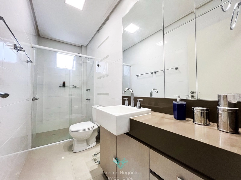 Apartamento com 3 suítes 2 vagas - Quadra mar, mobiliado e decorado.: 24ª foto da galeria de imagens do imóvel