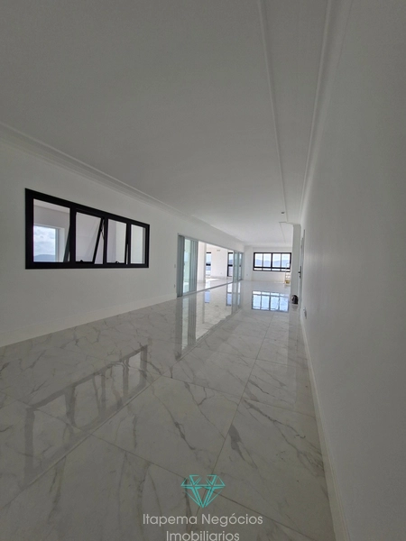 Luxo e Conforto Frente à Avenida Nereu Ramos em Itapema, SC: 66ª foto da galeria de imagens do imóvel