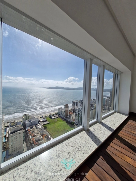 Luxo e Conforto Frente à Avenida Nereu Ramos em Itapema, SC: 32ª foto da galeria de imagens do imóvel