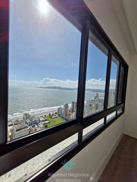 Luxo e Conforto Frente à Avenida Nereu Ramos em Itapema, SC: 65ª foto da galeria de imagens do imóvel
