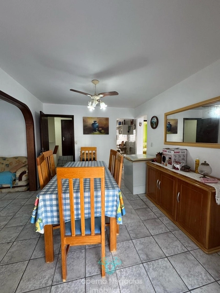 Apartamento com 3 dormitórios, 1 suíte. Meia Praia: 17ª foto da galeria de imagens do imóvel
