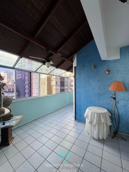 Apartamento com 3 dormitórios, 1 suíte. Meia Praia: 20ª foto da galeria de imagens do imóvel